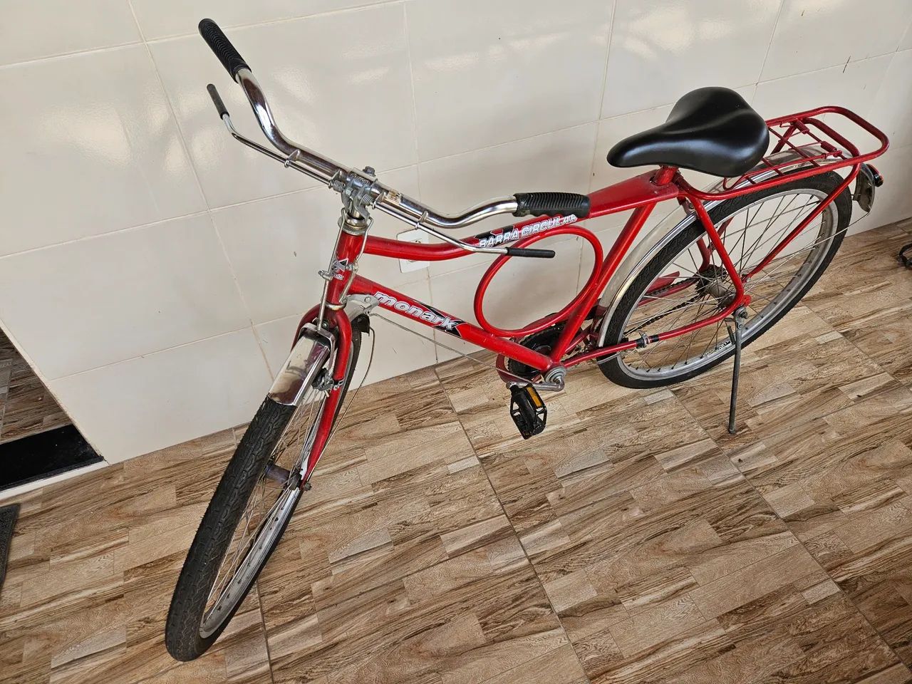 Bicicleta Monark Barra Circular Vermelha - Foto 3