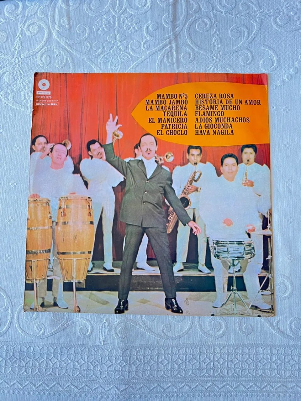 Disco de Vinil LP - Golden Perez Prado 1971 - Foto 2
