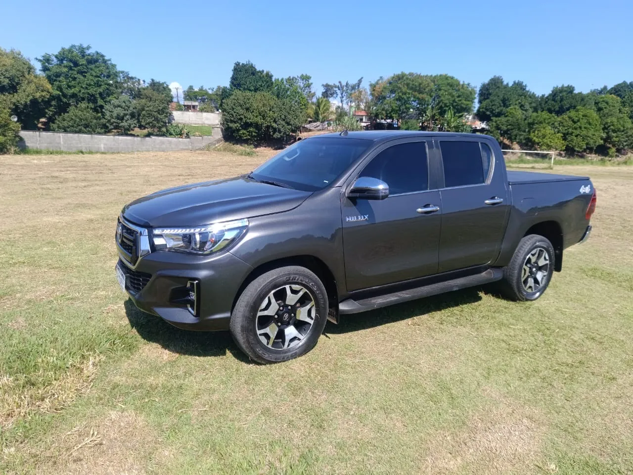 Hilux srx 2020 diesel completa