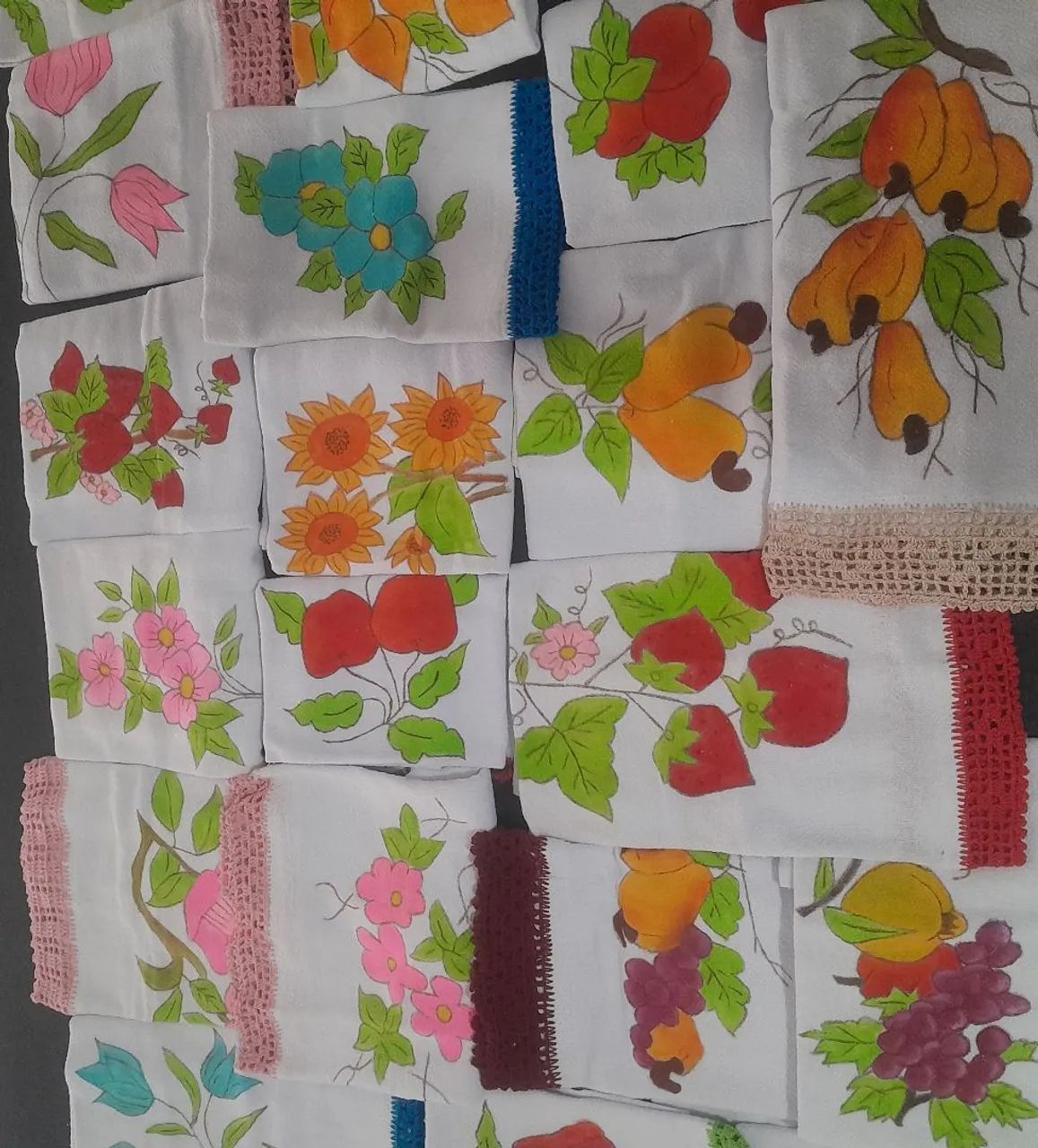 Panos de prato artesanais em tecido 100% algodão, pintados à mão com bainhas de crochê - Foto 6