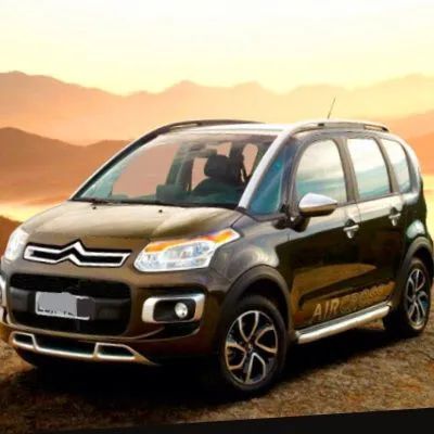 Serviço de transfer para passeio, turismo e viagem.
