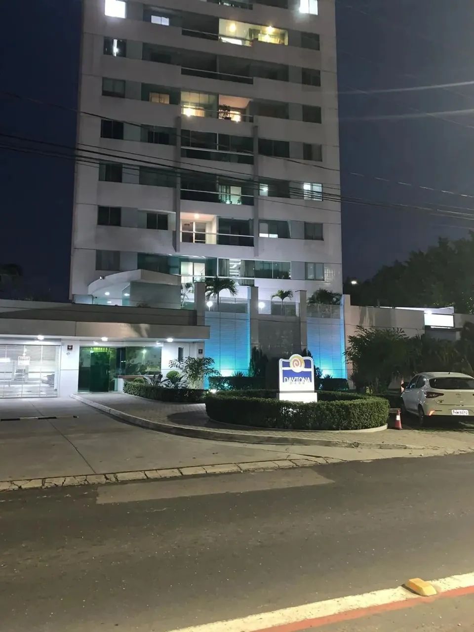 Apartamento no Condomínio Daytona Park - Parque Dez de Novembro