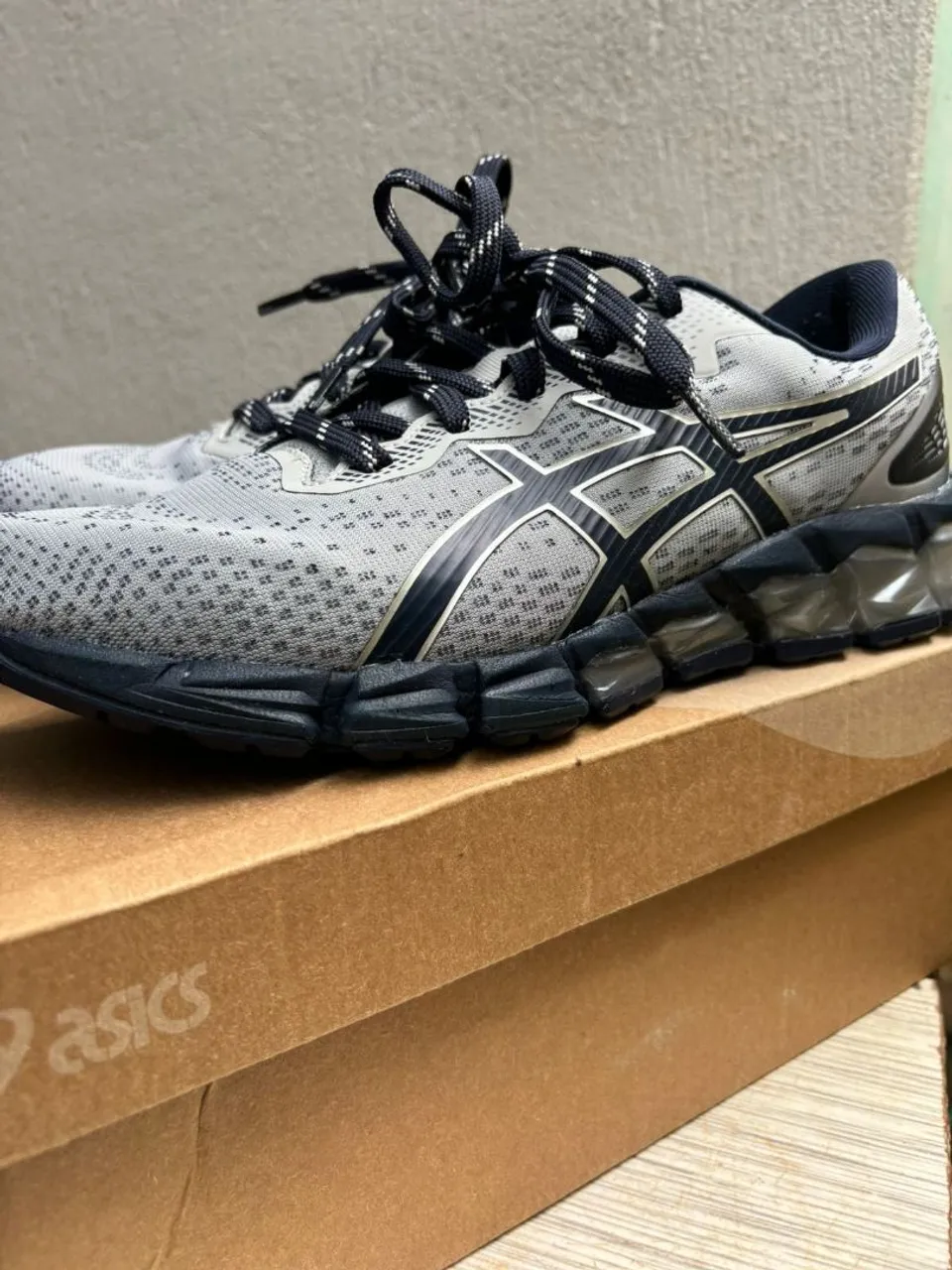 Tênis Asics Gel-Quantum 180 - Cinza e Preto