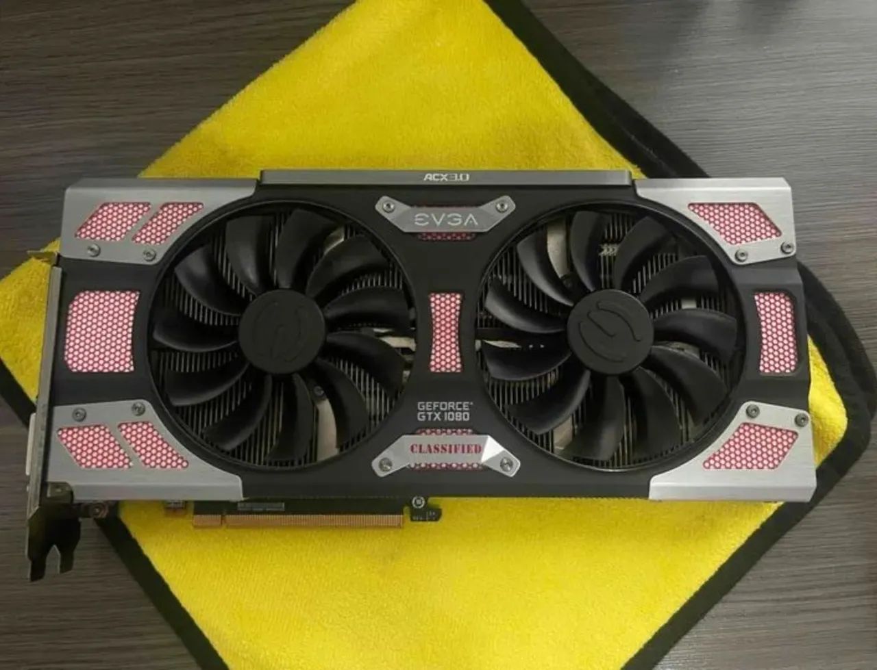 EVGA GeForce GTX 1080 CLASSIFIED Raridade - Foto 3