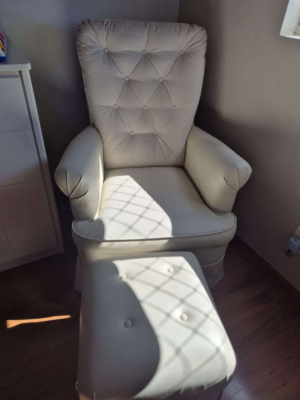 Móveis para quarto de bebê - Semi novos - Foto 3