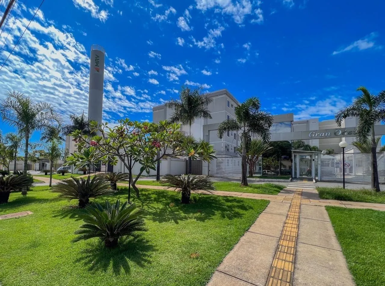 Condomínio Gran Oasis apartamento dois quartos com garagem coberta setor Monte Carlo