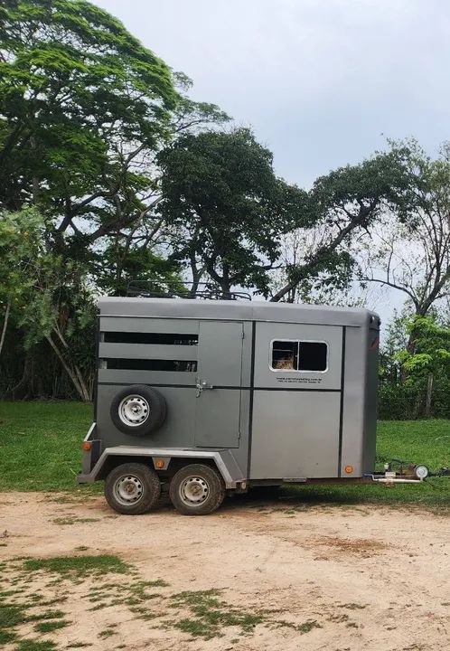 Trailer Halley para 2 cavalos frente. - Foto 2
