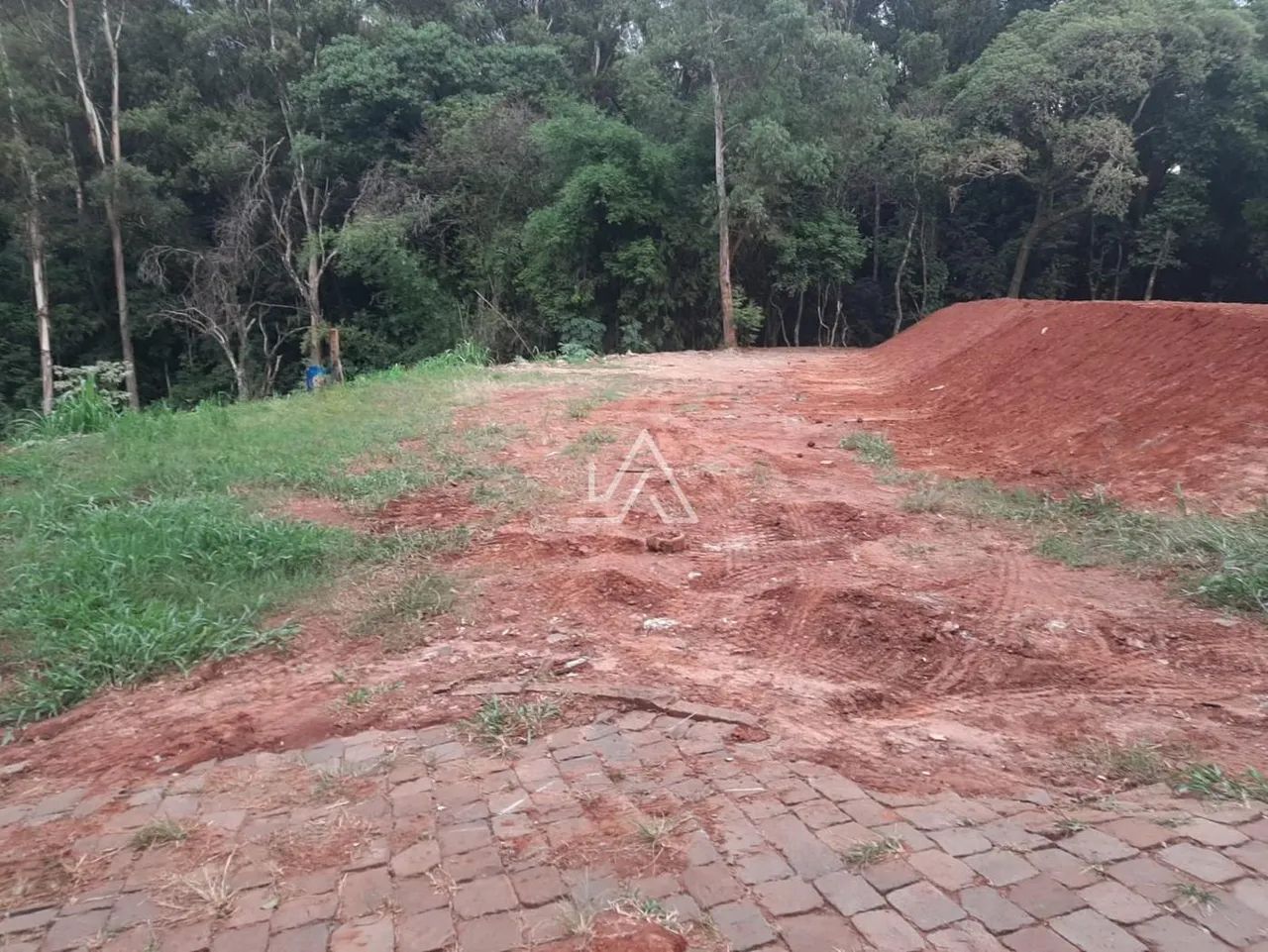 TERRENO NA MORADA DA COLINA - Foto 4