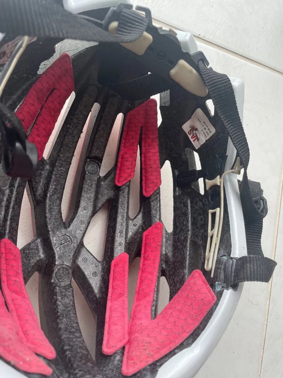 Capacete UVEX para Ciclismo - Foto 4