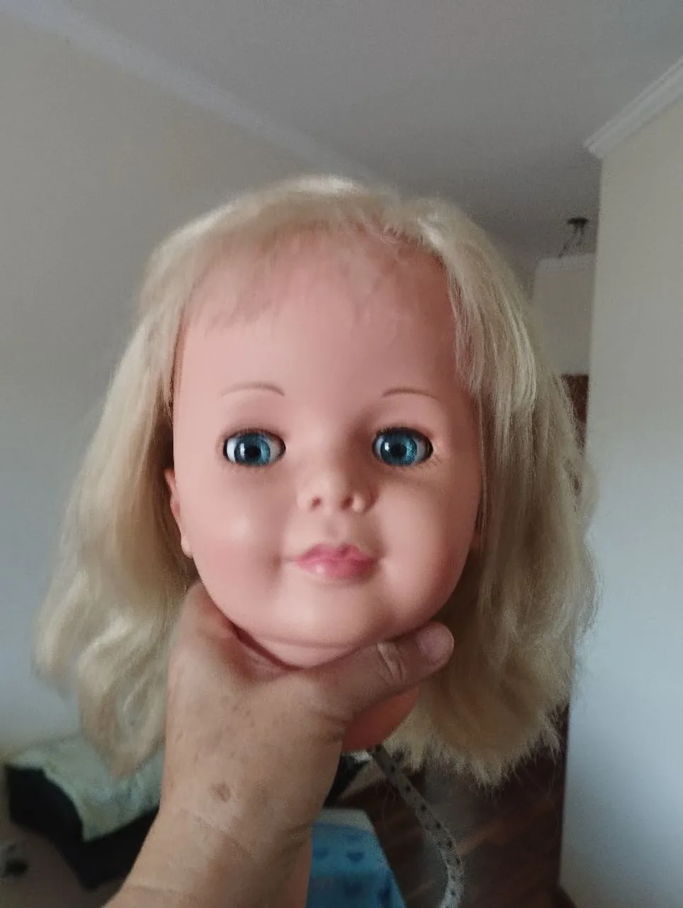 Duas cabeças boneca amiguinha