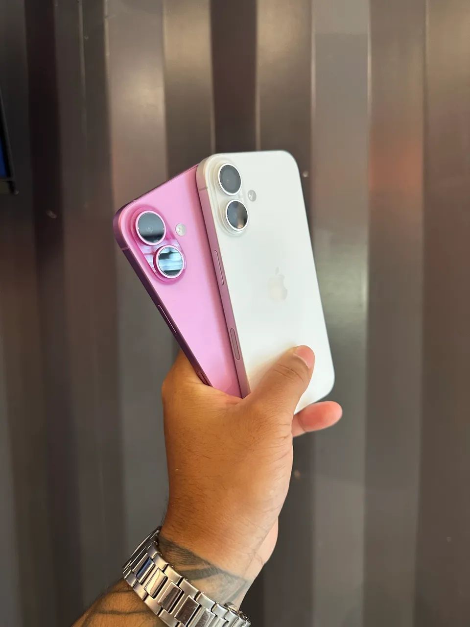 ? IPHONE 16 128GB Rosa e branco, completo ? - Foto 2