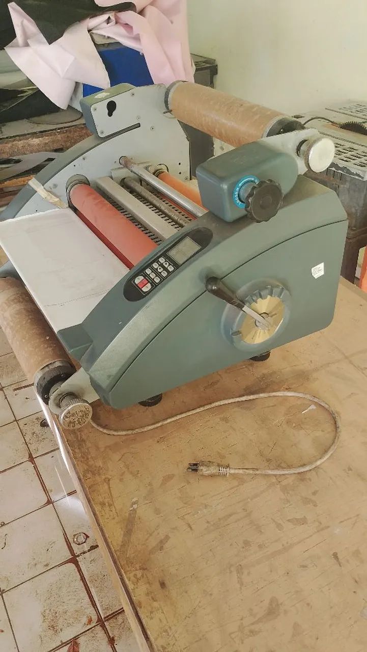 LAMINATOR64960457674370125