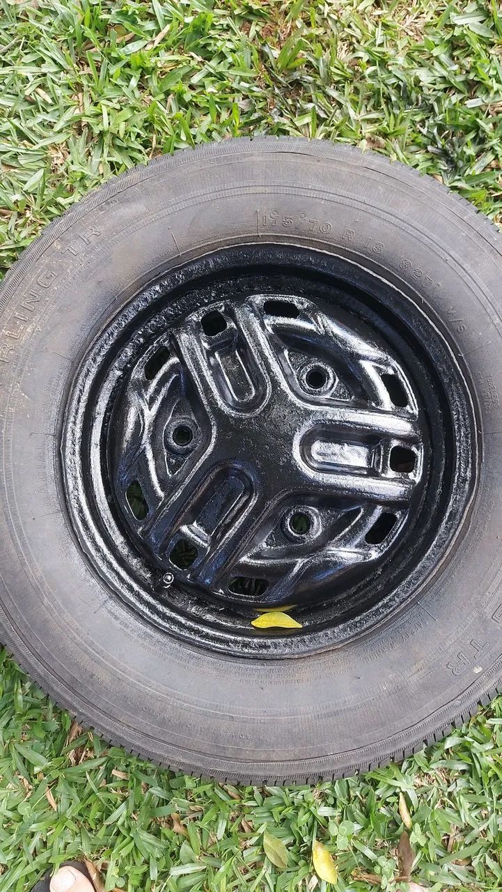 Roda 3 furos R13