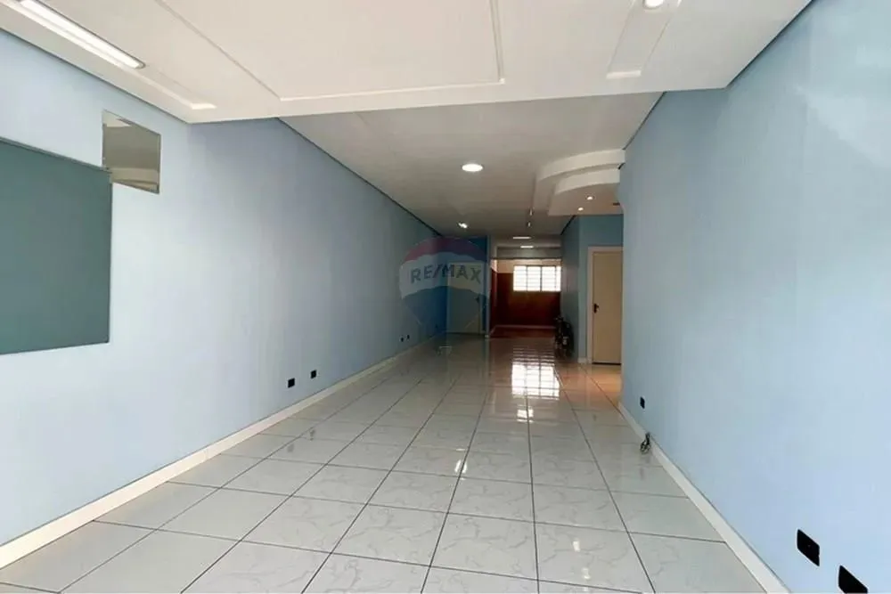 Sala Comercial versátil para alugar: com 45 m², 1 banheiro privativo e 1 vaga de garagem p