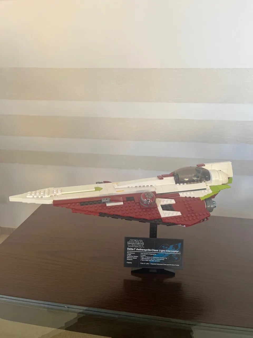 Lego Star Wars UCS Obi wan Starfighter- Delta 7