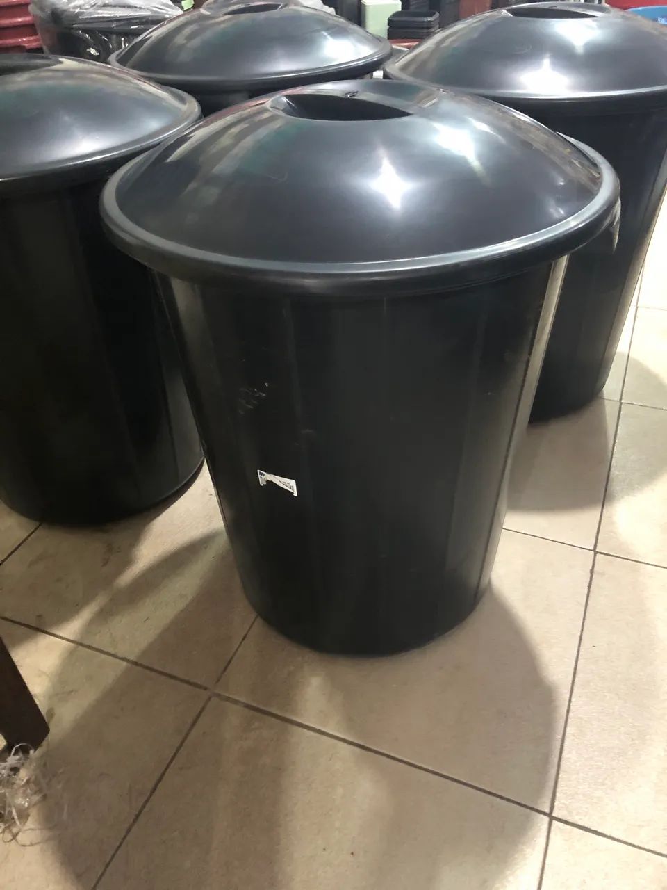 100-liter buckets with lids