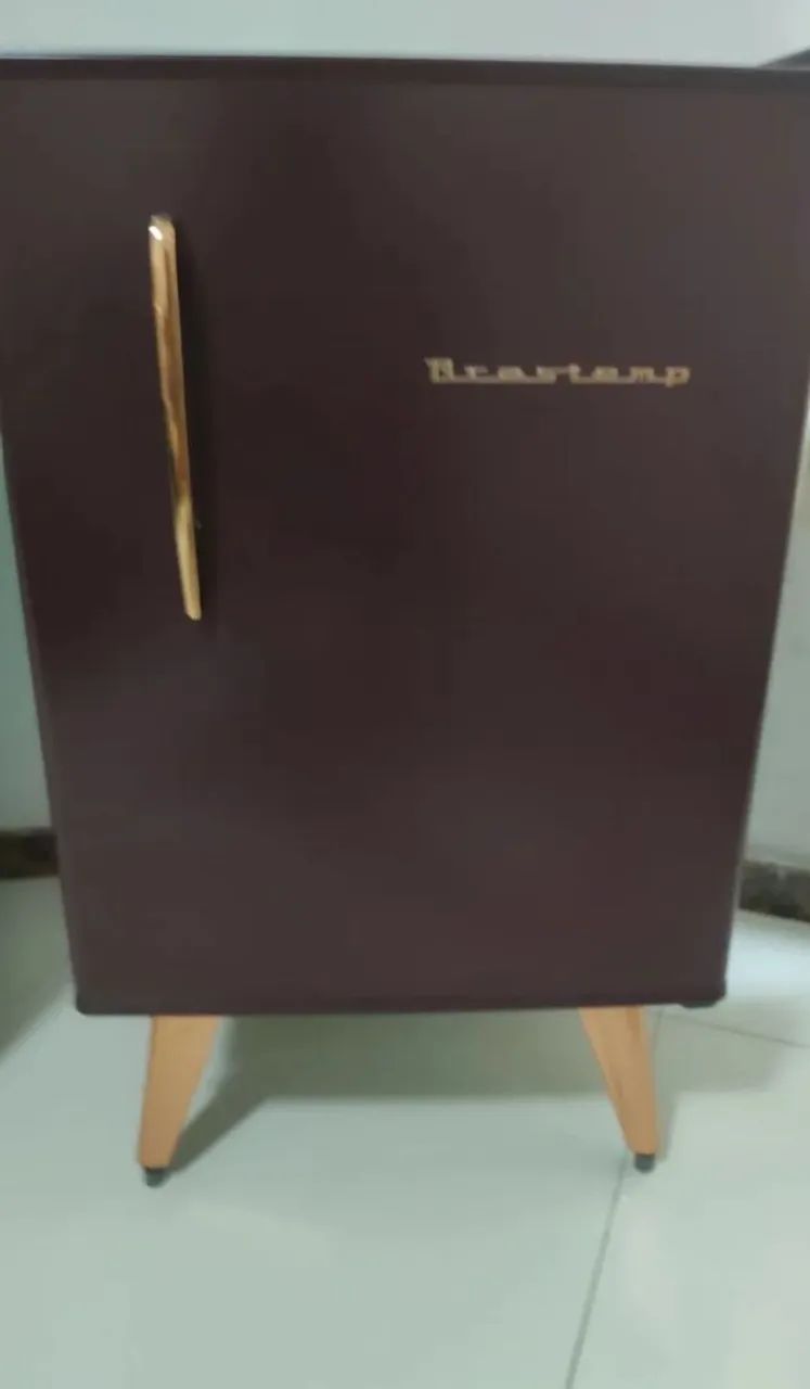 Frigobar Brastemp Retrô 76 Litros Marsala Wine - BRA08HG ? 110v