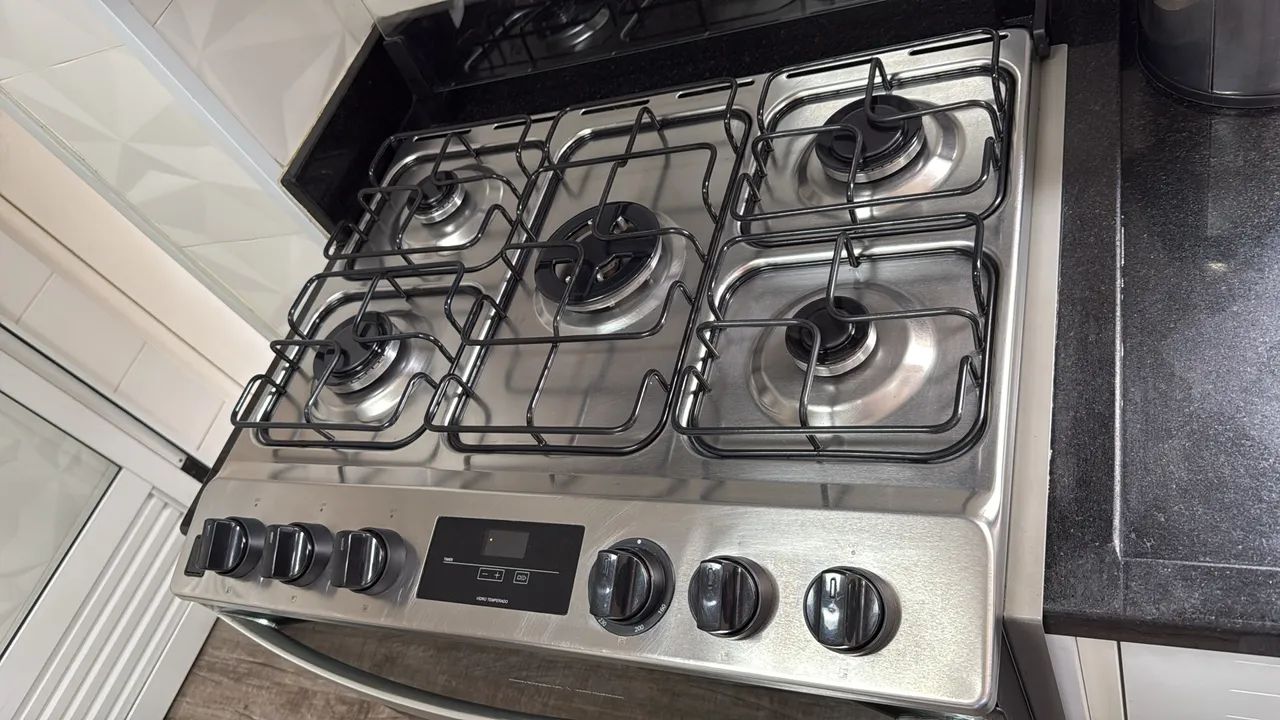 Fogão Brastemp 5 Bocas de Embutir Inox com Turbo Chama e Touch Timer  - Foto 2