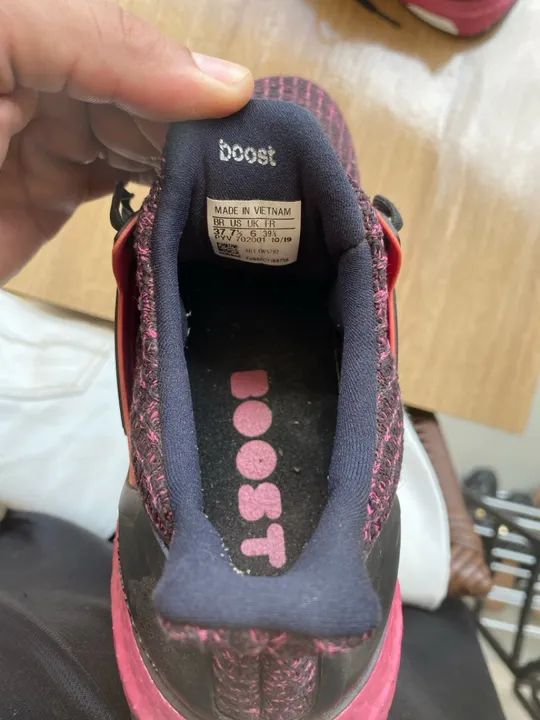 Tênis Adidas Ultra Boost - feminino Tamanho 37 - Foto 5
