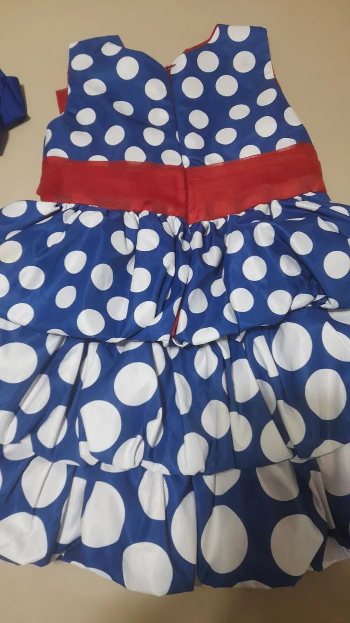 Vendo vestido infantil Galinha Pintadinha  Tam 3 anos. - Foto 4