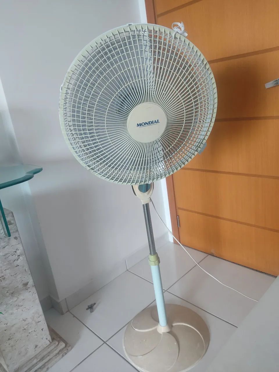 Ventilador coluna MONDIAL 63824097960065121