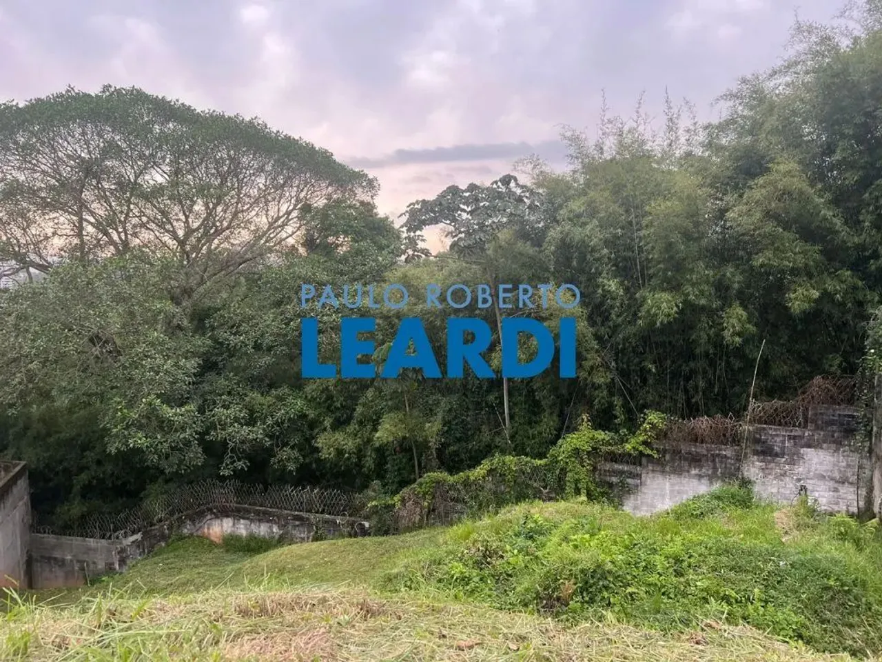 TERRENO EM CONDOMÍNIO - CONDOMÍNIO ARUJÁ 5 - SP