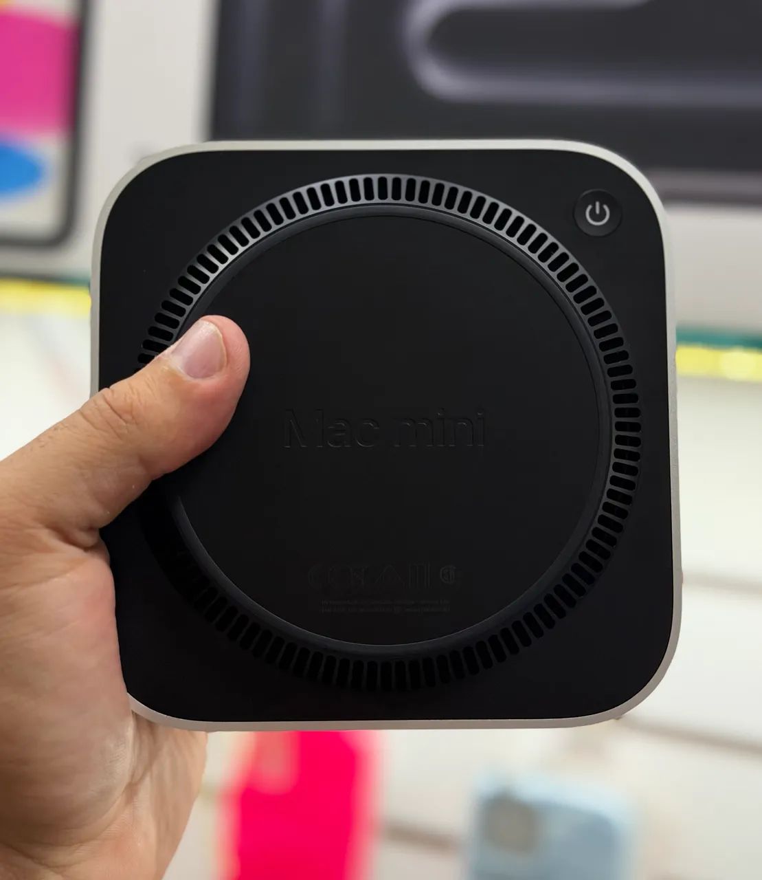 Mac mini m4 16gb / 512gb apenas 1 mês de ativação LOJA FÍSICA