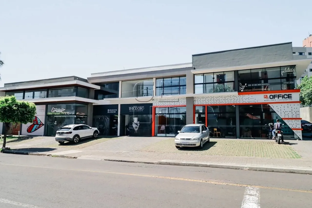 Centro comercial, composto por 12 lojas, todas locadas, 620 m² por R$ 5.950.000 - Bancário