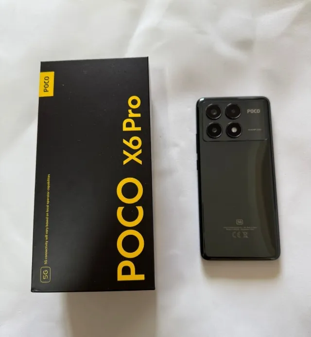 Celular POCO X6 Pro 256GB 5G Preto com capinhas e película