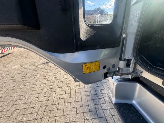 Ford Cargo 815 Ano 2011 Com AC - Foto 6