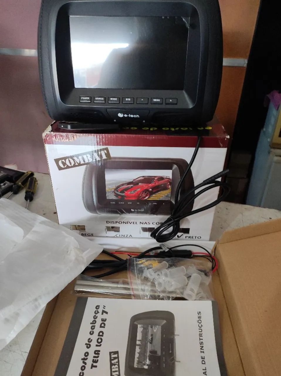Cabeceira com tela LCD 7 marca e-tech(sem uso/preta)