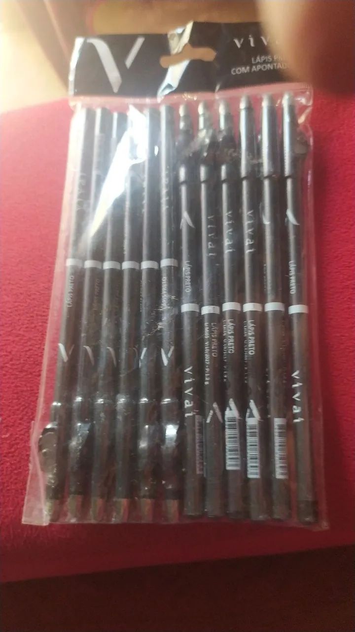 Kit 12 lápis de olho 25,00 