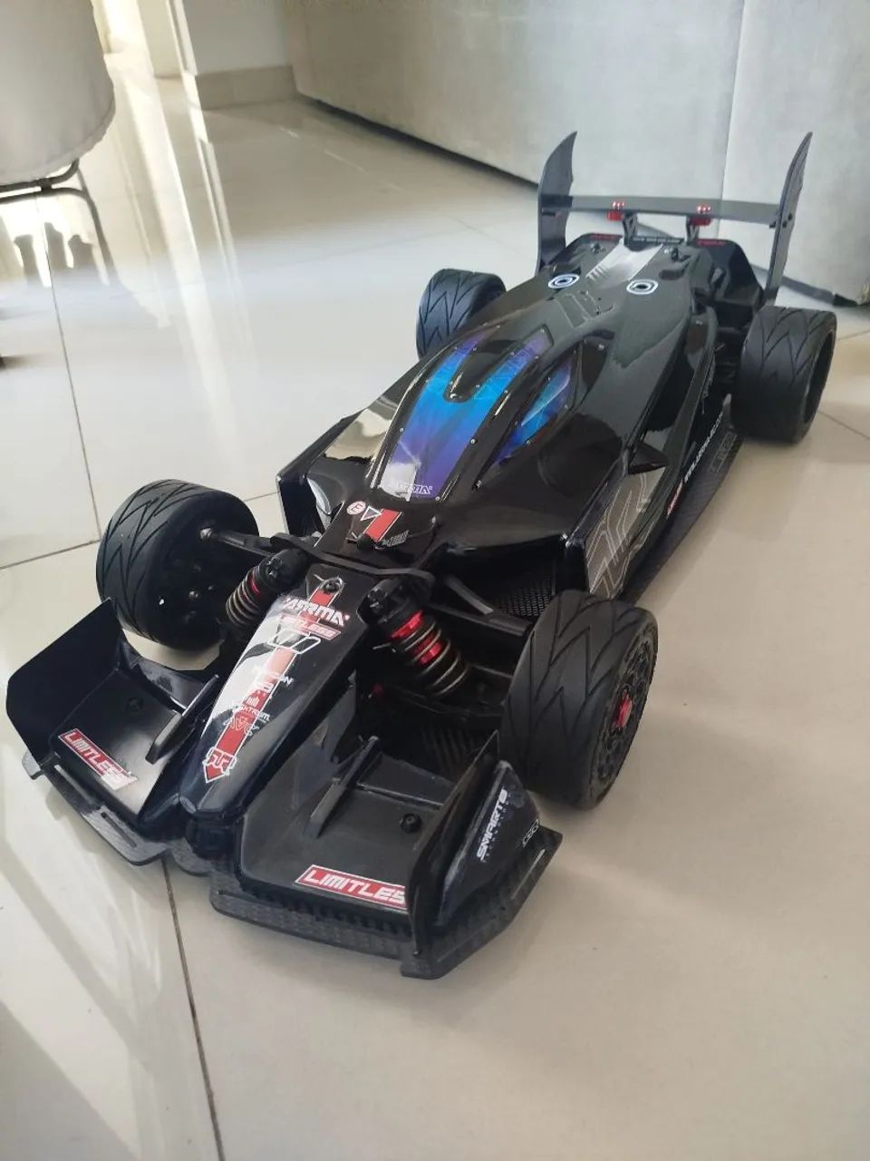 Automodelo Arrma limitless 8s  - Foto 4