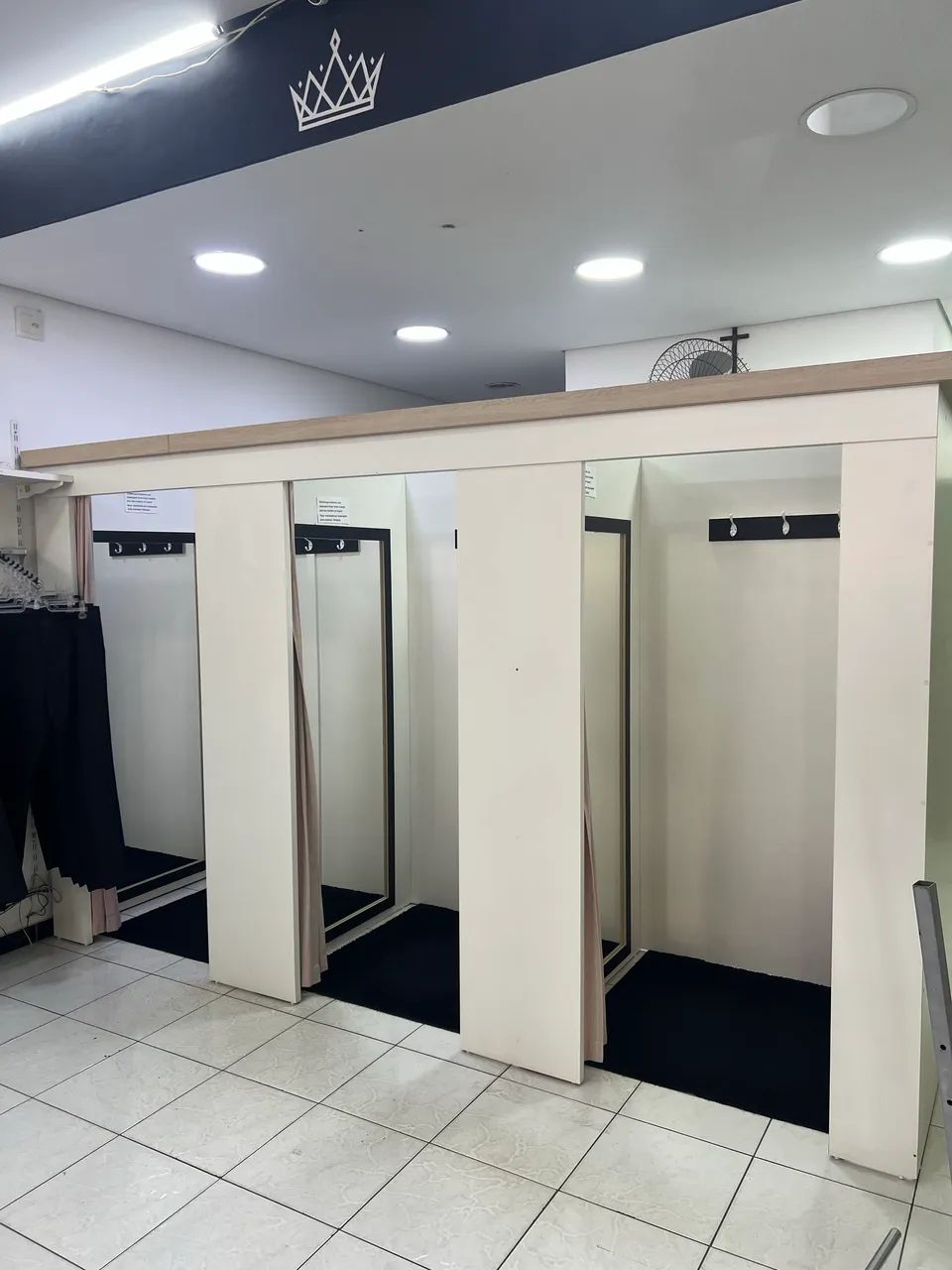 Provador para loja em mdf