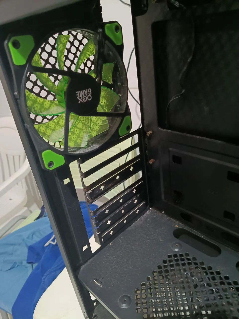 Gabinete game  - Foto 2
