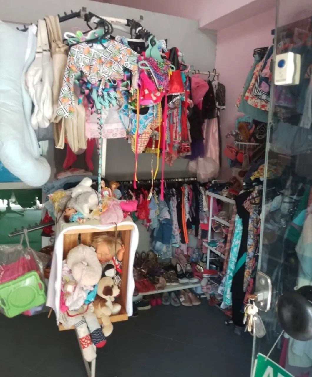 Vendo um acervo infantil 2000 mil peças e itens  - Foto 5