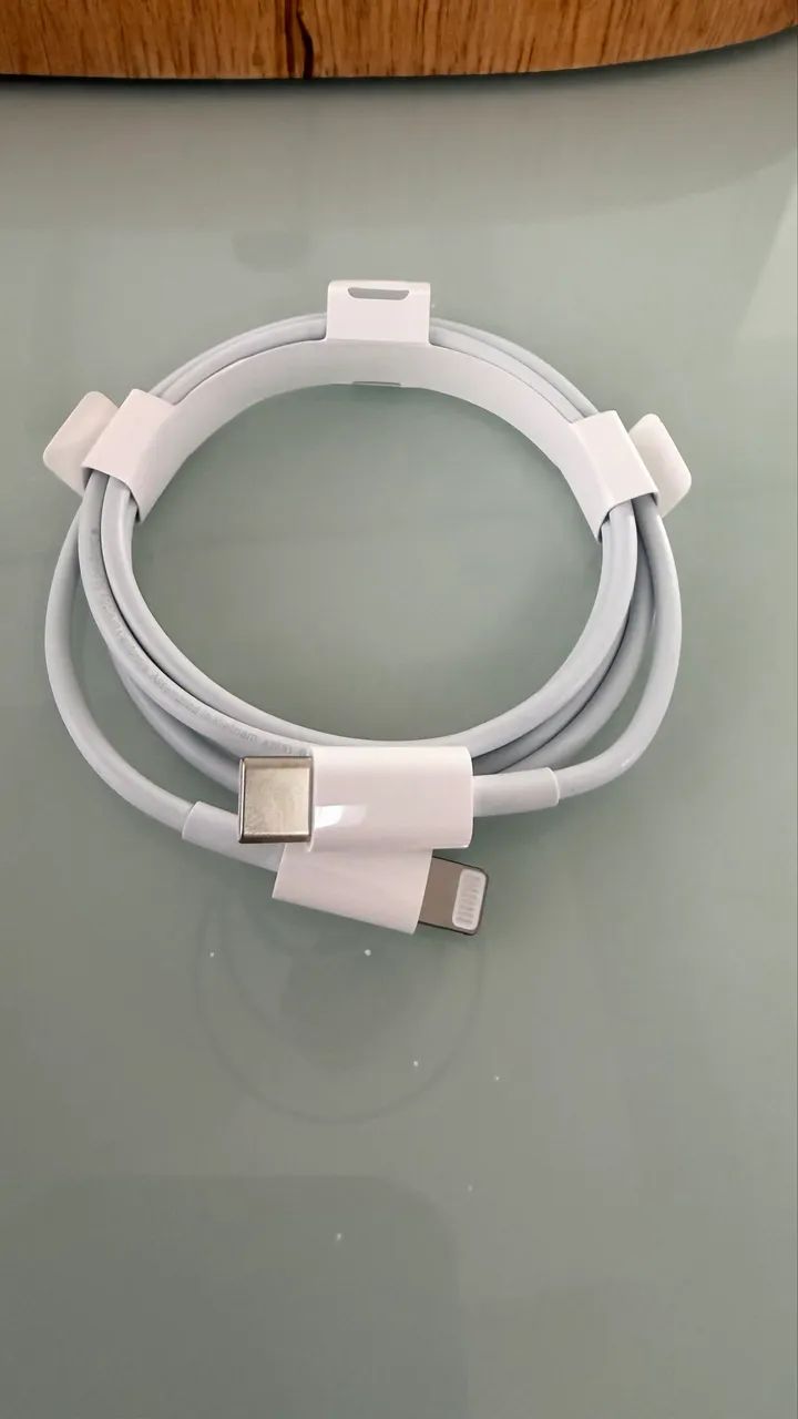 Carregador original IPhone - Nunca utilizado