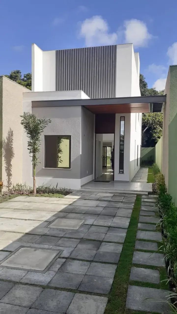 Excelente duplex com 140m2 de área construída.