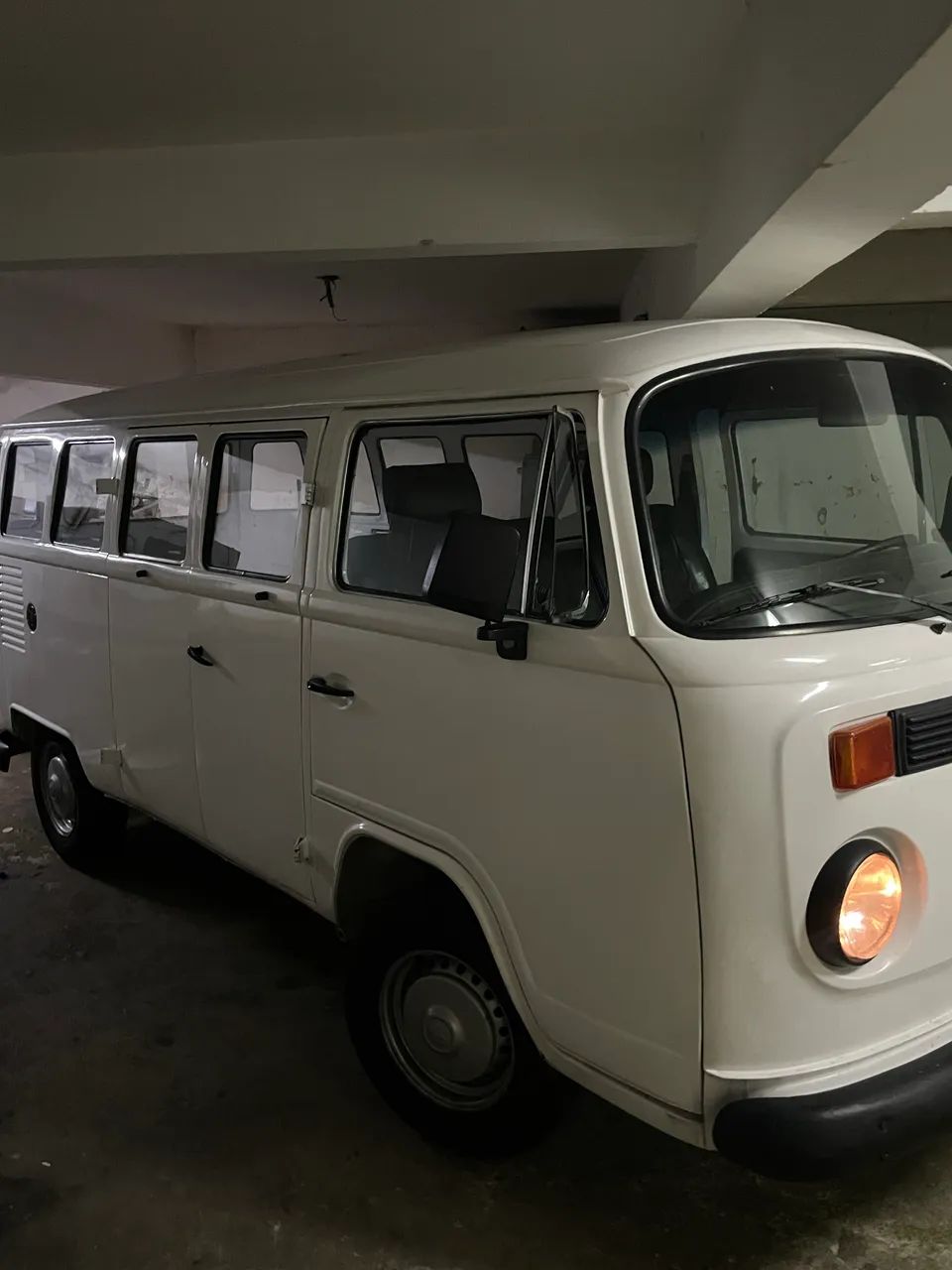 Volkswagen Kombi Standard/ Luxo/ Serie Prata 1997
