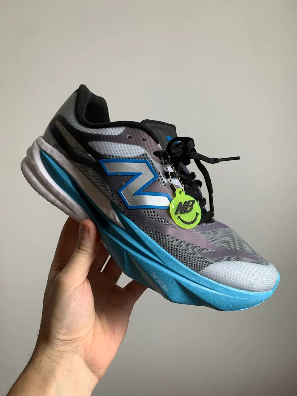 New balance elite v6