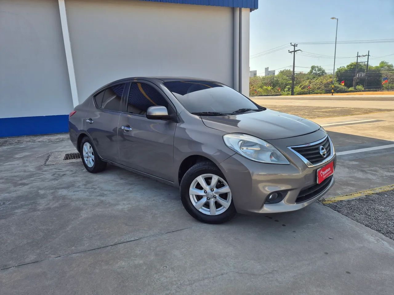Nissan Versa 1.6 16V FLEX SL 4P MANUAL 2014