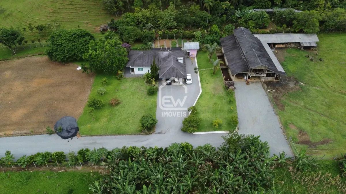 Chácara com Área Total de 37.690m² em Schroeder, SC - Foto 3