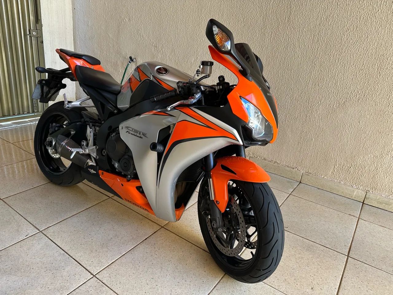 Cbr 1000 fireblade  - Foto 3