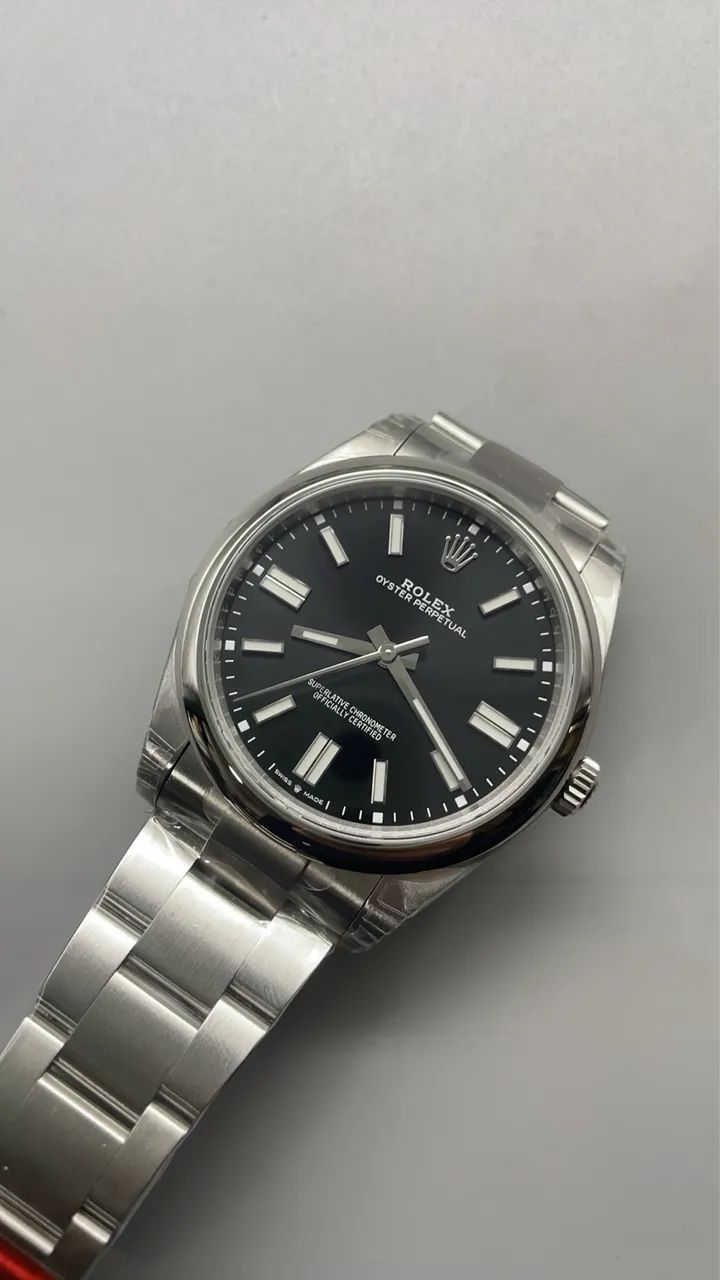 Rolex Oyster Perpetual 41mm Black Dial - Foto 2