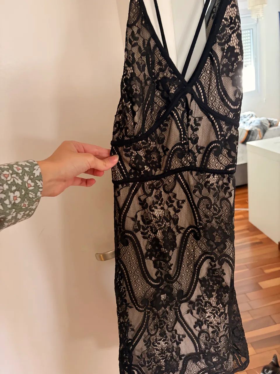 Vestido Preto Handbook  - Foto 2
