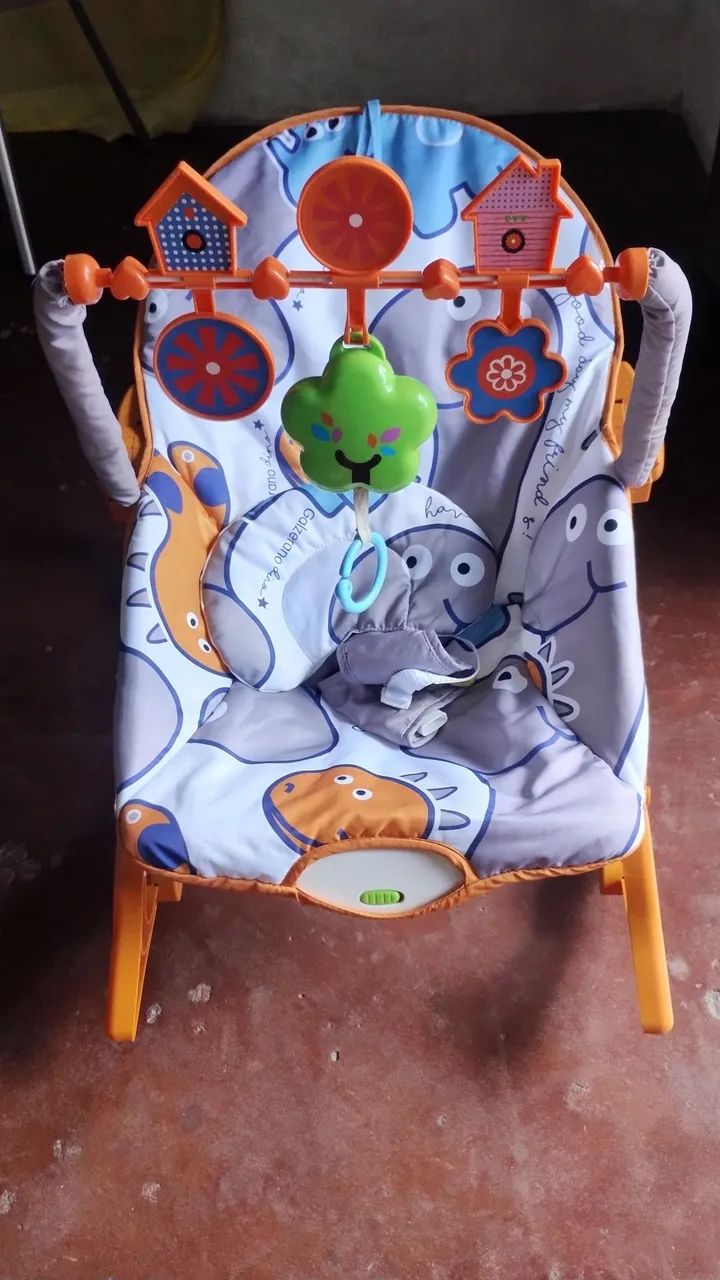 Cadeira de balanço pra bebe $70