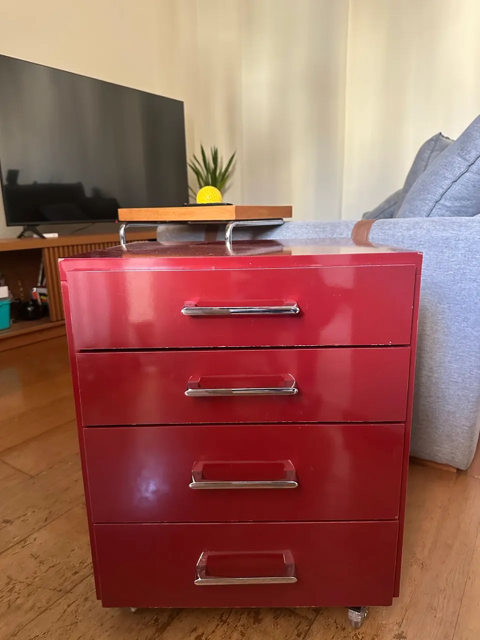 Gaveteiro Vermelho com 4 Gavetas e Rodízios - Foto 5