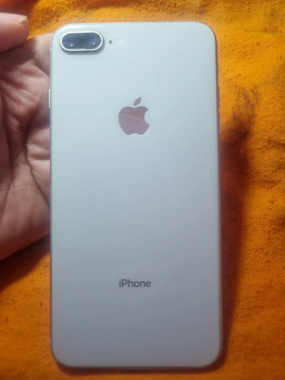 Vendo iPhone 8 Plus 550 reais 