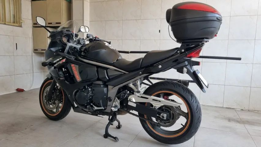 Suzuki GSX 1250FA