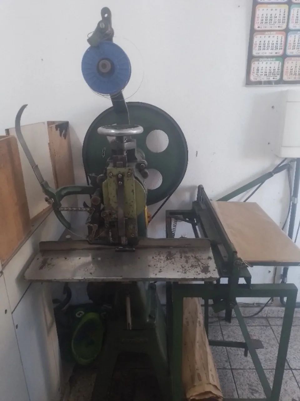 Grampeador elétrico e máquina de varetas folhinhas - Foto 3